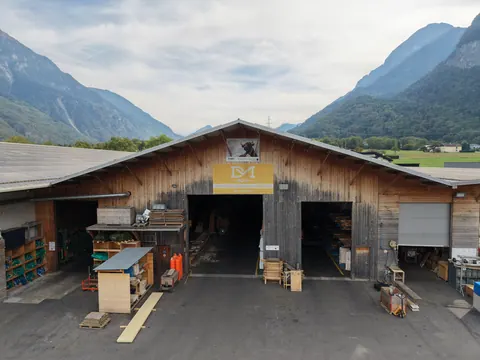 Photo : Atelier bois brûlé — Saint-Maurice