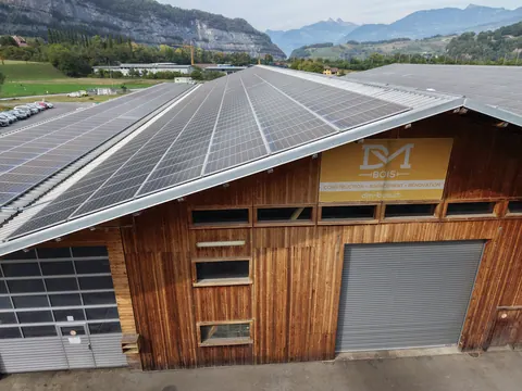 Photo : Atelier bois brûlé — Saint-Maurice